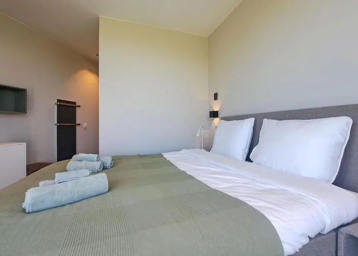 2 Bedroom Lovely Home In Afferden